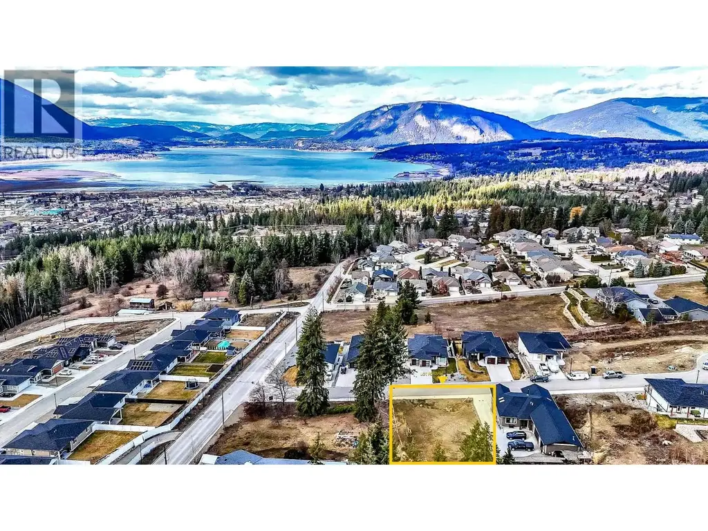 1060 16 Avenue Se, Salmon Arm
